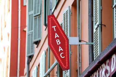 Commerce  296000 €