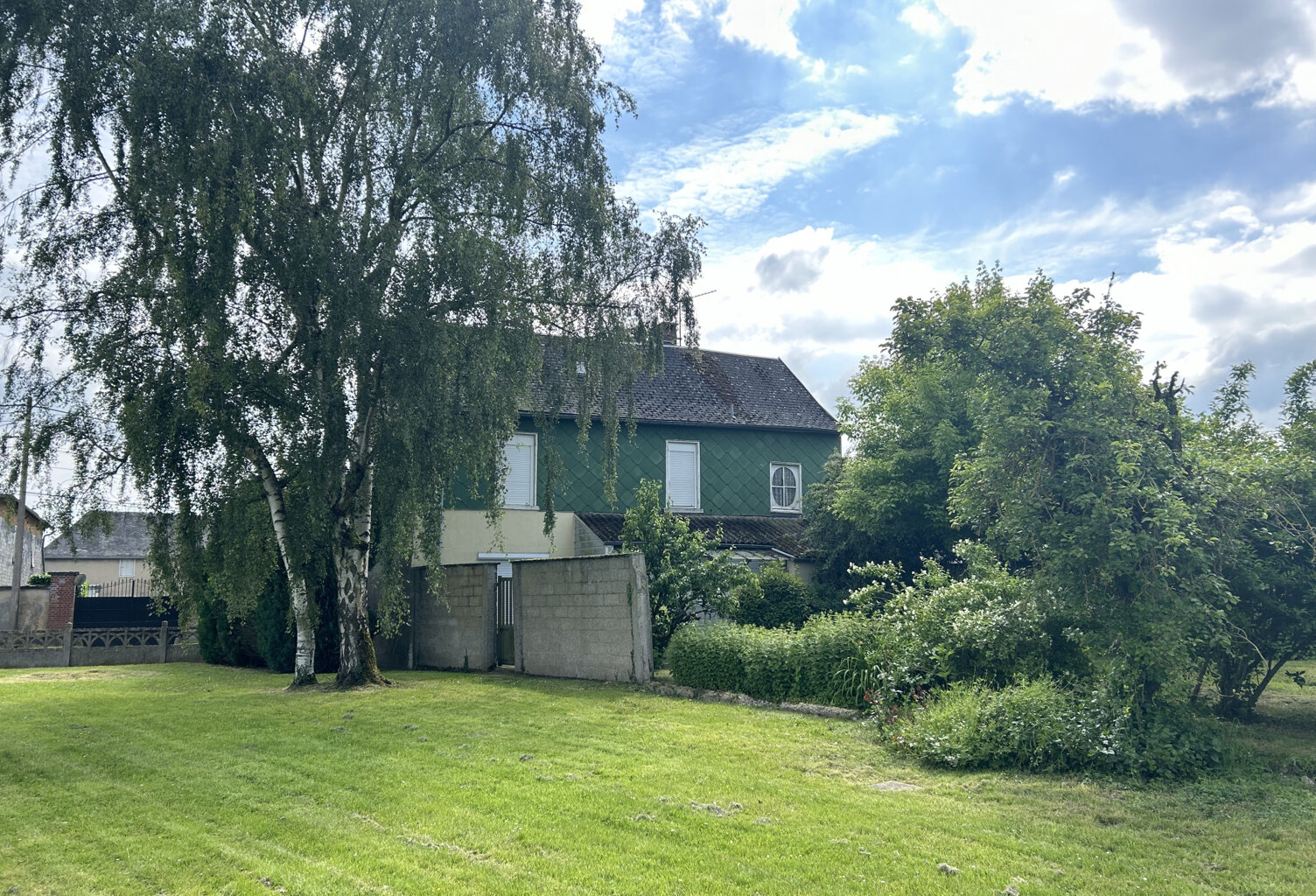 PROCHE DE POIX DE PICARDIE — photo 1