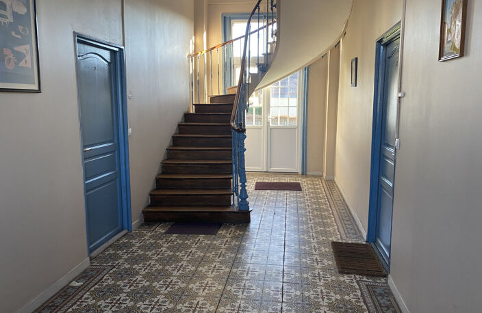 Ensemble immobilier locatif — photo 2