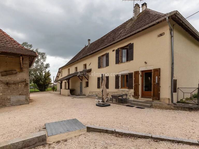 Maison + plateau + cave + dépendance + 3890 m² de terrain — photo 1