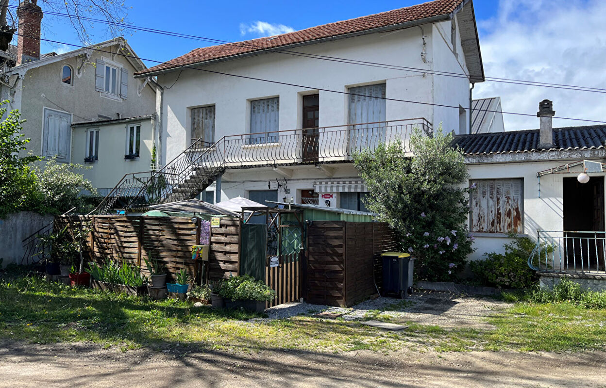 maison 6 pièces 105 m2 à vendre à Bagnères-de-Bigorre (65200)