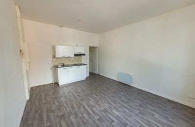 location appartement 420 € CC /mois à proximité de Borre (59190)
