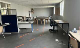 Commerce  1213 m² à vendre à Nazelles-Négron (37530)