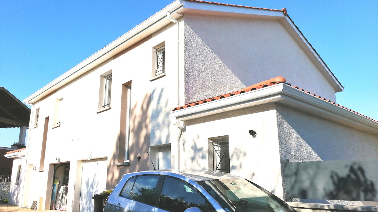 maison 5 pièces 110 m2 à vendre à Saint-Priest (69800)