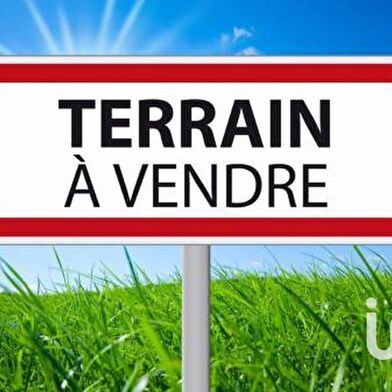 Terrain  280000 €
