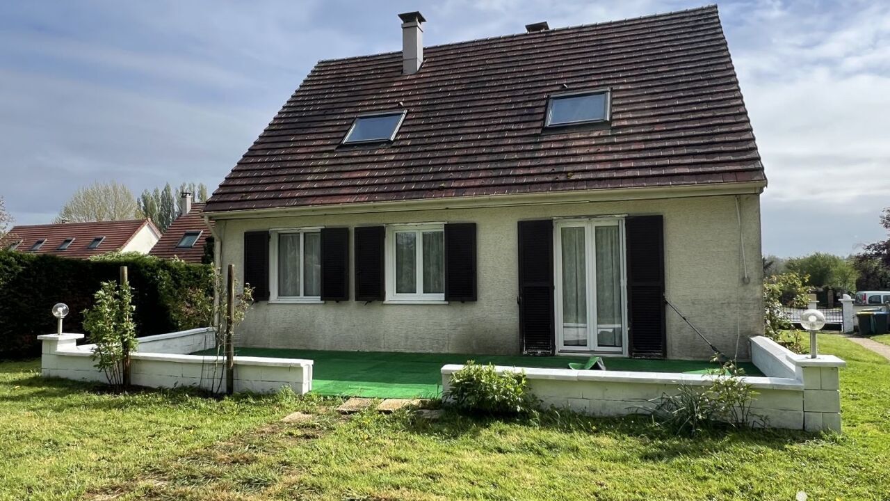 maison 5 pièces 103 m2 à vendre à Chaumont-en-Vexin (60240)
