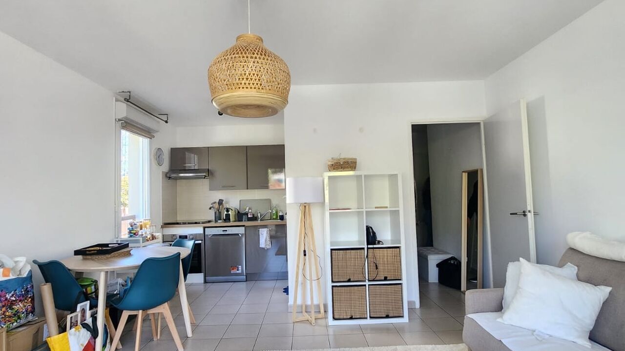 appartement 2 pièces 45 m2 à vendre à Carros (06510)