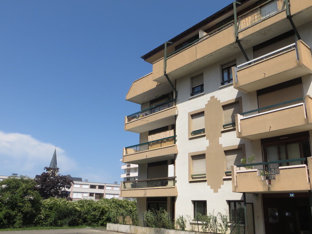 Parking  à louer Gaillard 74240