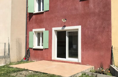 location maison 680 € CC /mois à proximité de Saint-Georges-les-Bains (07800)