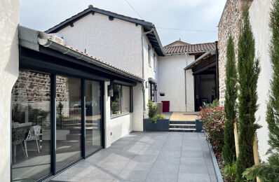 vente maison 430 000 € à proximité de Propières (69790)