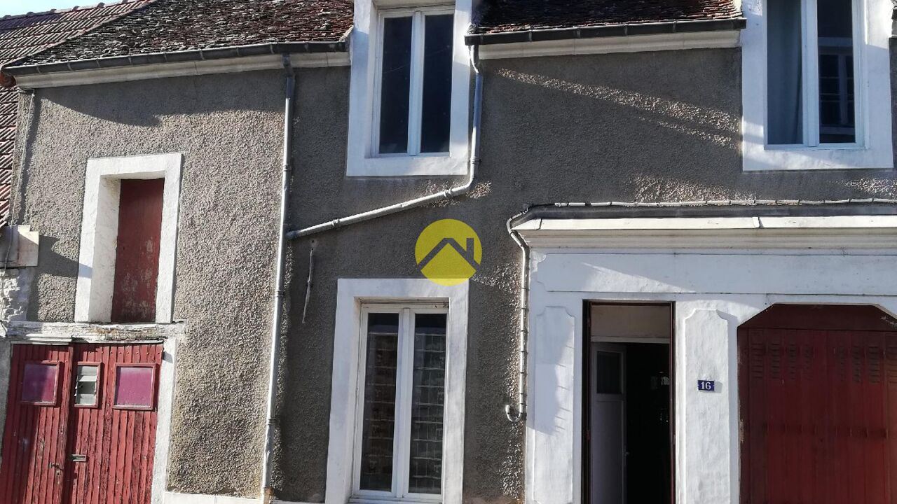 maison 5 pièces 118 m2 à vendre à Saint-Amand-Montrond (18200)