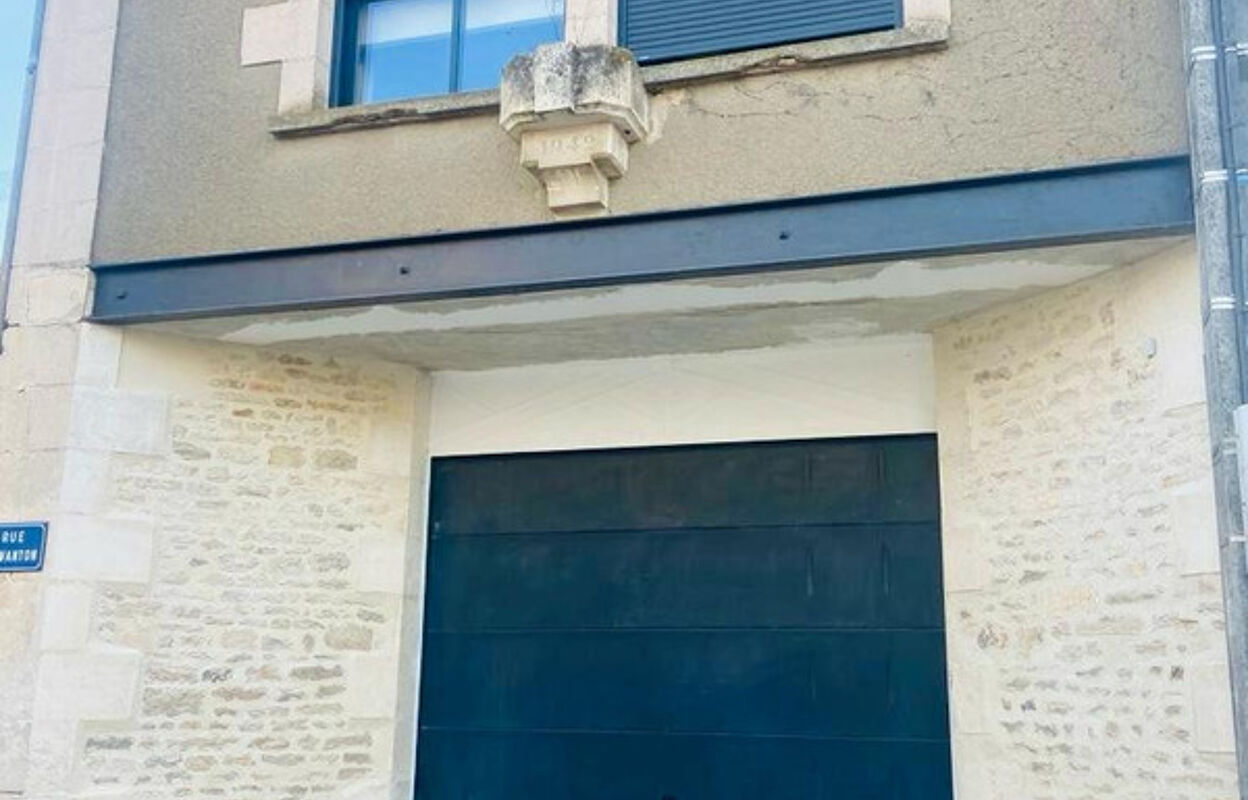maison 7 pièces 270 m2 à vendre à Neuville-de-Poitou (86170)