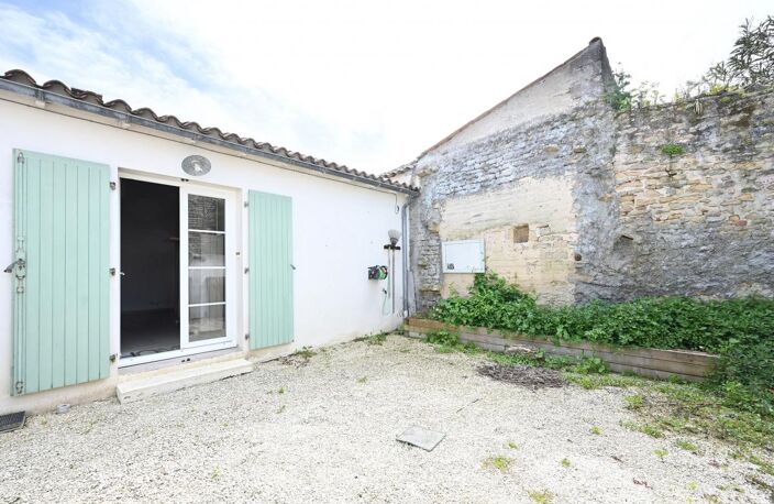 Maison À Vendre centre village de Saint-Clément des Baleines — photo 5