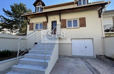 location maison 1 550 € CC /mois à proximité de Viry-Châtillon (91170)
