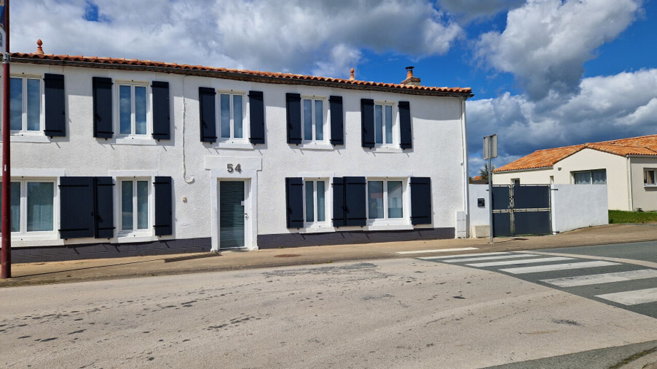 maison 5 pièces 160 m2 à vendre à Saint-Prouant (85110)
