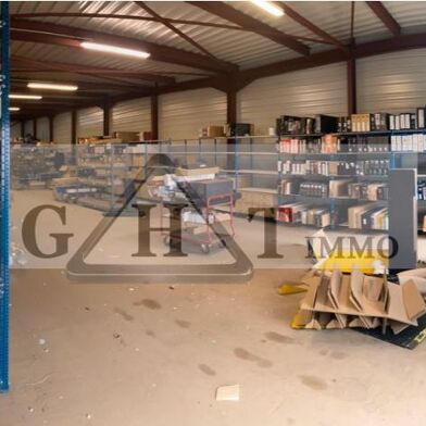 Local industriel  4241 €