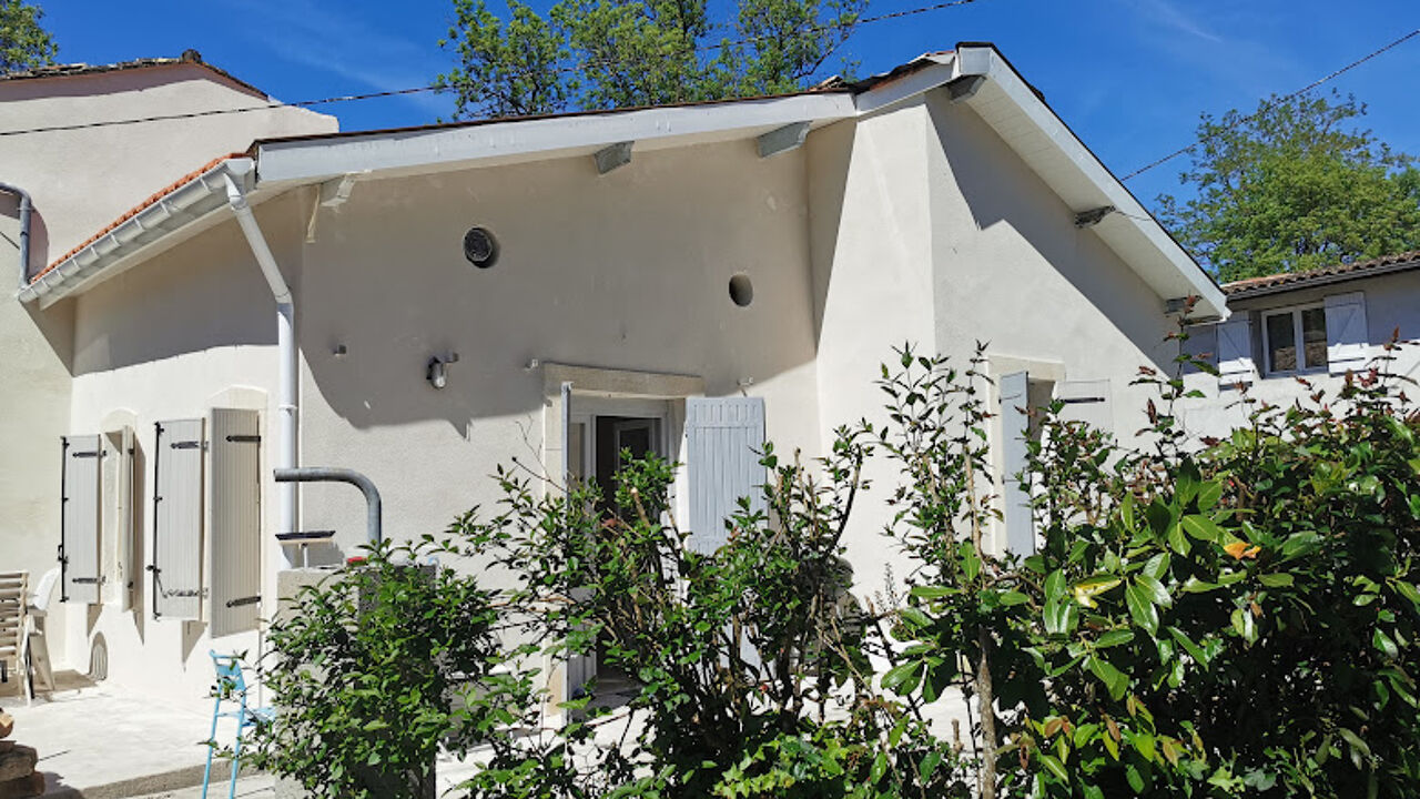 maison 4 pièces 96 m2 à vendre à Saint-Denis-de-Pile (33910)