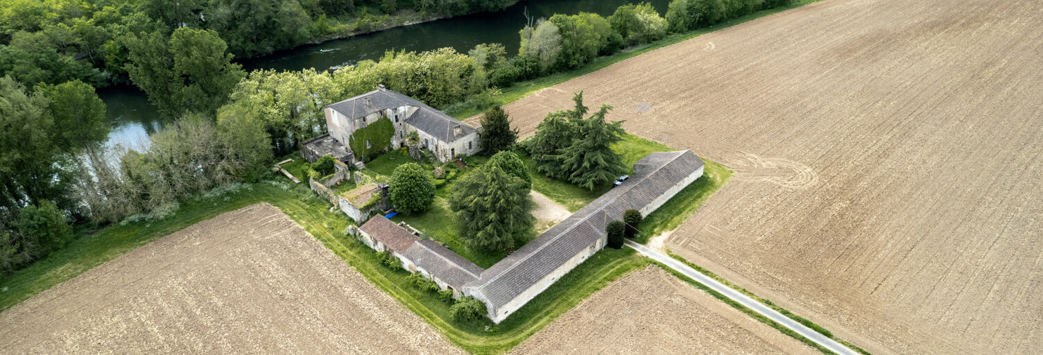 Maison 10 Pièces 350 m² à vendre à Puy-l'Évêque (46700)