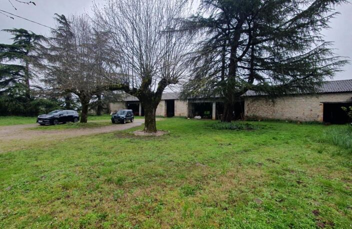 Vallée du lot Ouest- En campagne isolée ancienne ferme avec 29 h — photo 4
