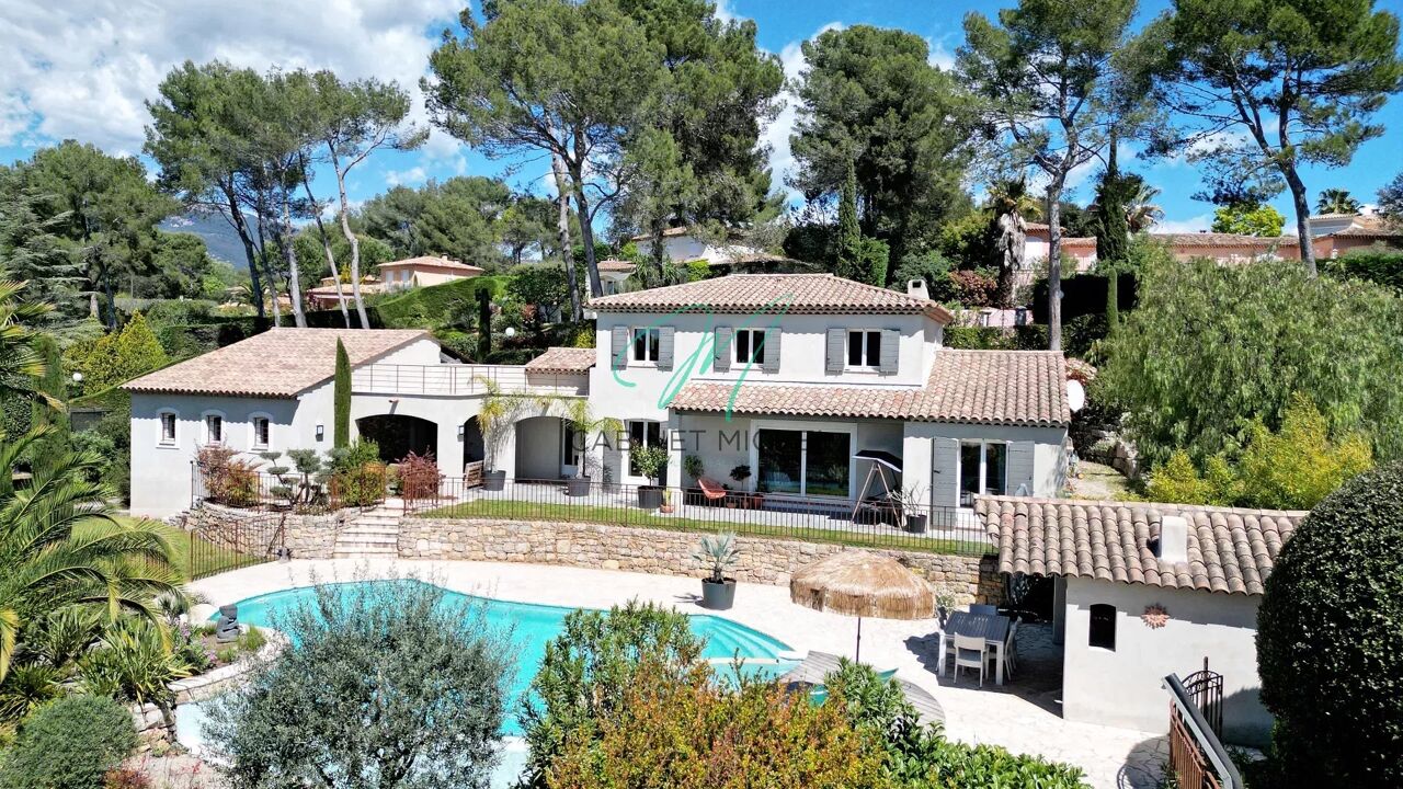 maison 5 pièces 164 m2 à Roquefort-les-Pins (06330)