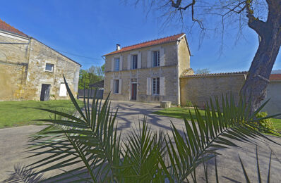 vente maison 280 900 € à proximité de Saint-Thomas-de-Conac (17150)