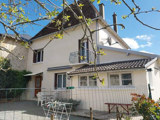 Maison de village à vendre proche Argenton sur Creuse 36 — photo du bien