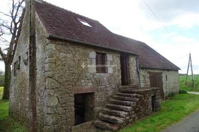 Maison  64500 €
