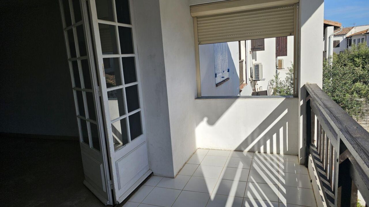 appartement 3 pièces 74 m2 à vendre à Saintes-Maries-de-la-Mer (13460)