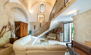 Maison 10 Pièces 210 m² à vendre à Boulbon (13150)