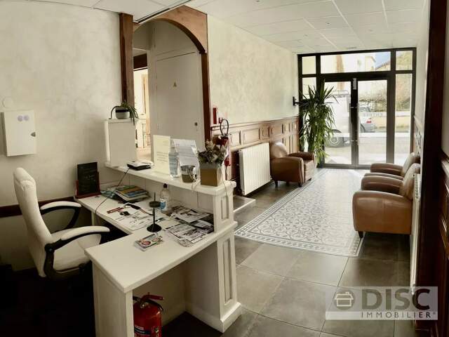 HÔTEL-RESTAURANT 2 ÉTOILES - BAGNÈRES-DE-LUCHON (31110) — photo du bien