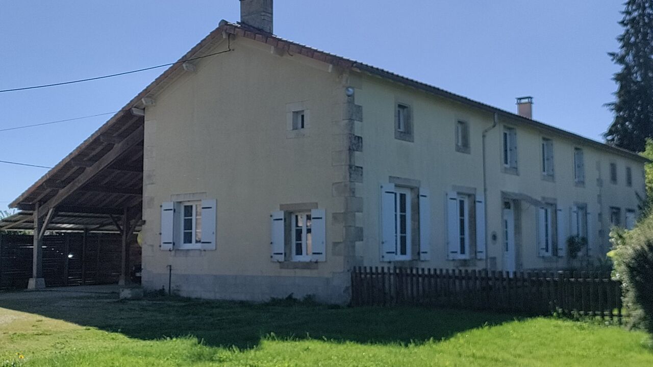 maison 6 pièces 167 m2 à vendre à Sompt (79110)