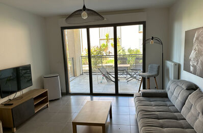 location appartement 1 500 € CC /mois à proximité de Lambesc (13410)