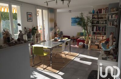 location appartement 1 100 € CC /mois à proximité de Velaux (13880)