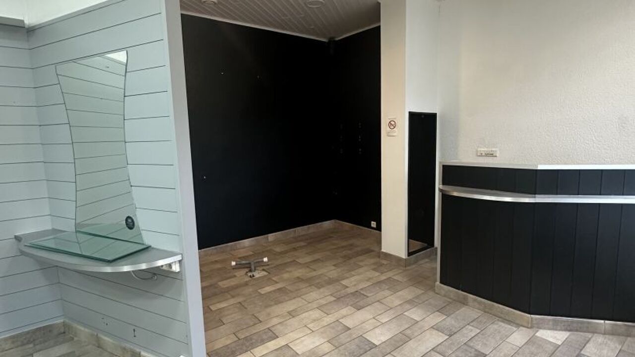 commerce  pièces 60 m2 à vendre à La Roche-sur-Yon (85000)