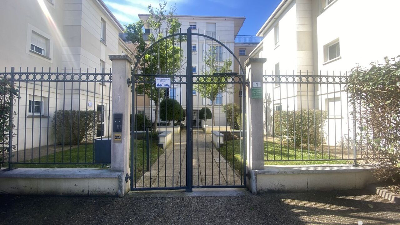 appartement 3 pièces 71 m2 à vendre à Savigny-le-Temple (77176)