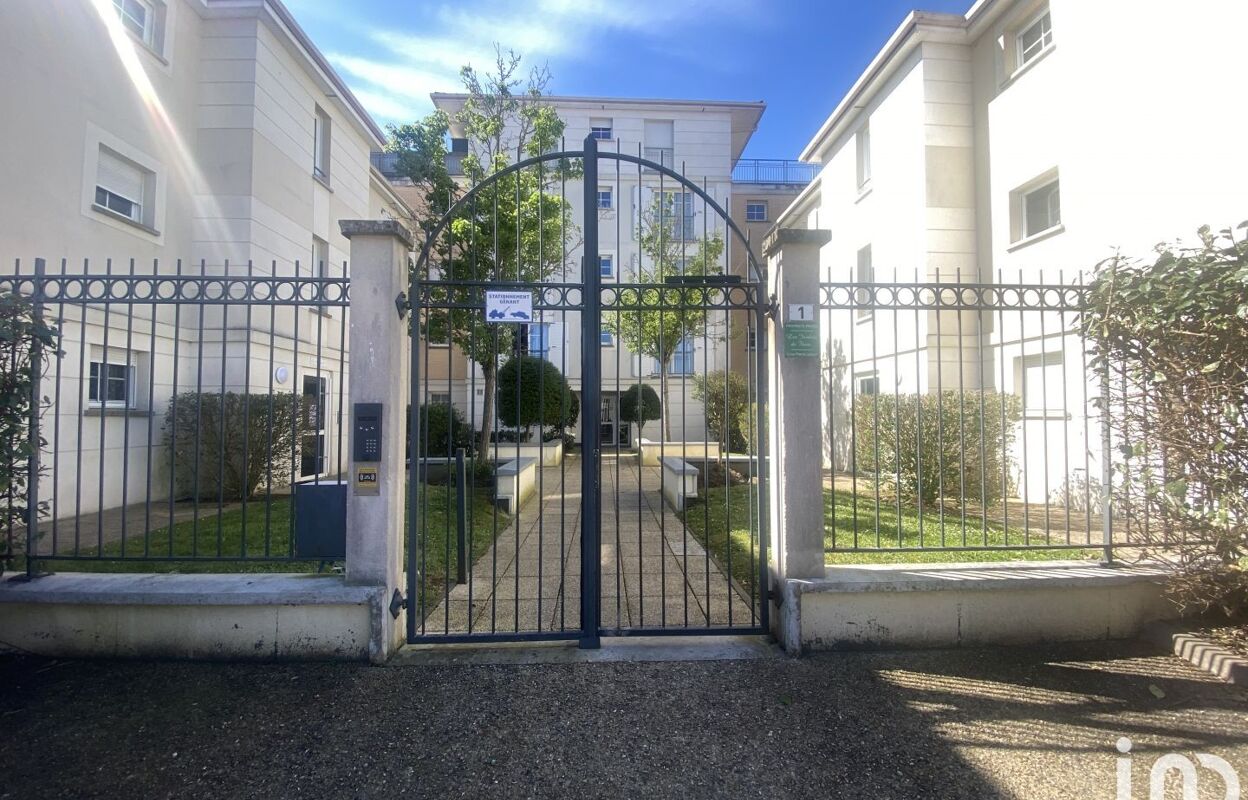 appartement 3 pièces 71 m2 à vendre à Savigny-le-Temple (77176)