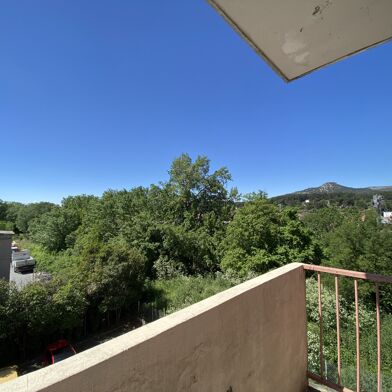 Appartement 2 pièces 810 €