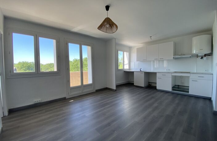 VALRIANT 1 Appartement type 2 avec balcon et parking chauffage a — photo 2