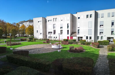 location appartement 760 € CC /mois à proximité de Villers-Allerand (51500)