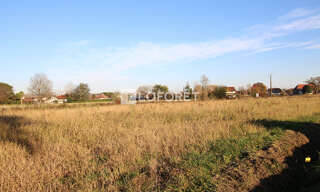 Terrain  970 m² à vendre à Biron (64300)