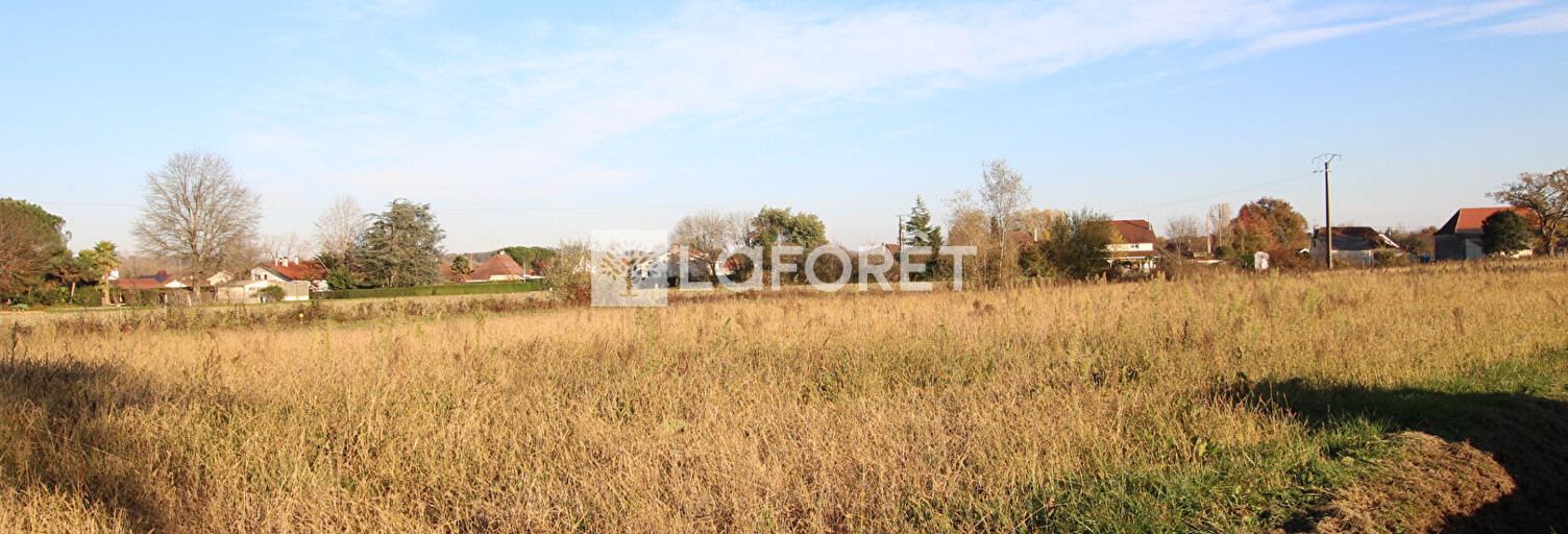 Terrain  970 m² à vendre à Biron (64300)