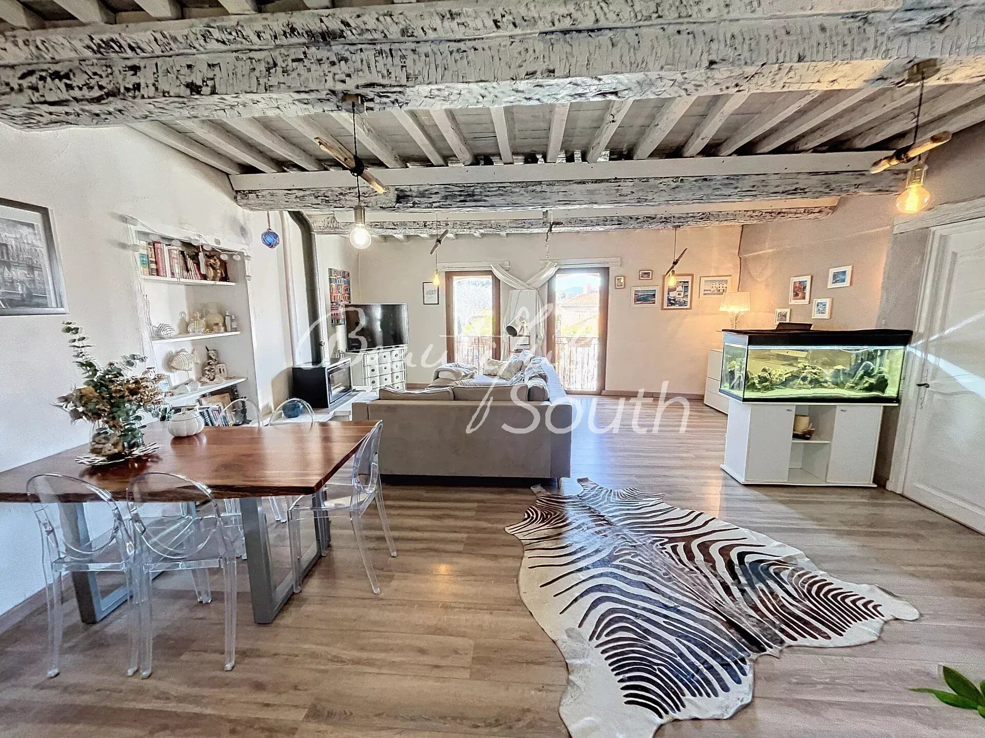 Villa / Maison  T9 à vendre Montesquieu-des-Albères 66740