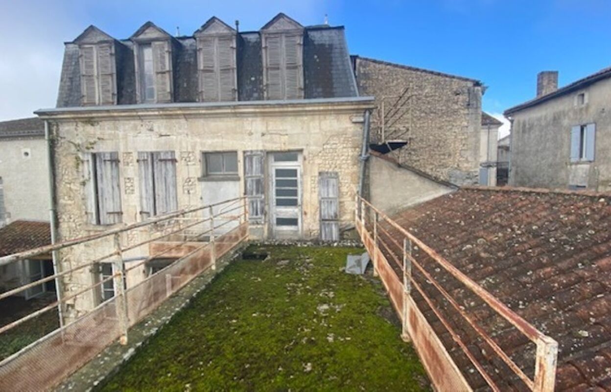 immeuble  pièces 500 m2 à vendre à Barbezieux-Saint-Hilaire (16300)