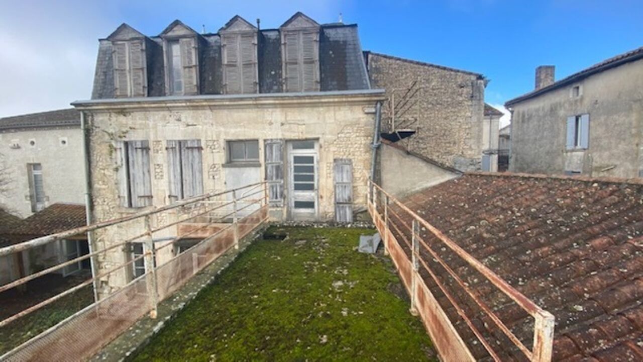 immeuble  pièces 500 m2 à vendre à Barbezieux-Saint-Hilaire (16300)