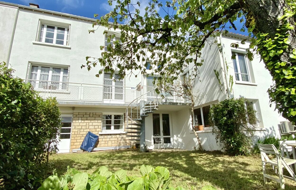 maison 10 pièces 175 m2 à vendre à Poitiers (86000)