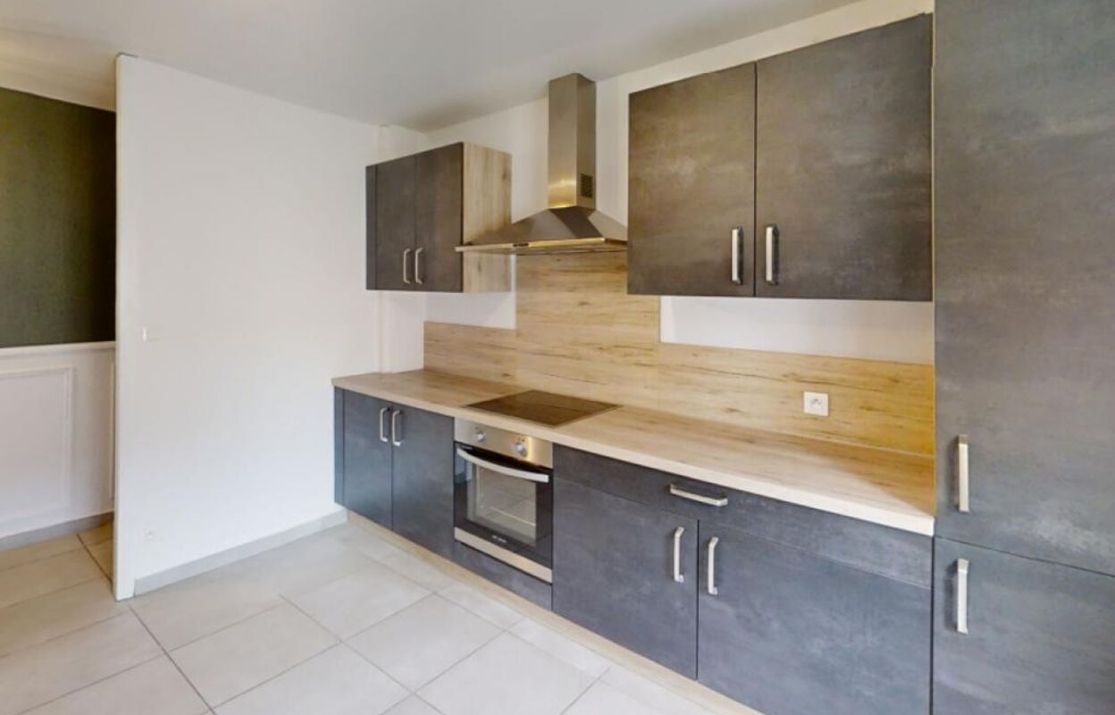 appartement 2 pièces 69 m2 à vendre à Remiremont (88200)