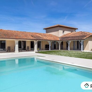 Maison 7 pièces 364000 €