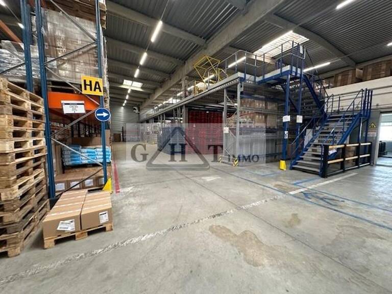 ENTREPOT 3167M² A LOUER LISSES — photo 1