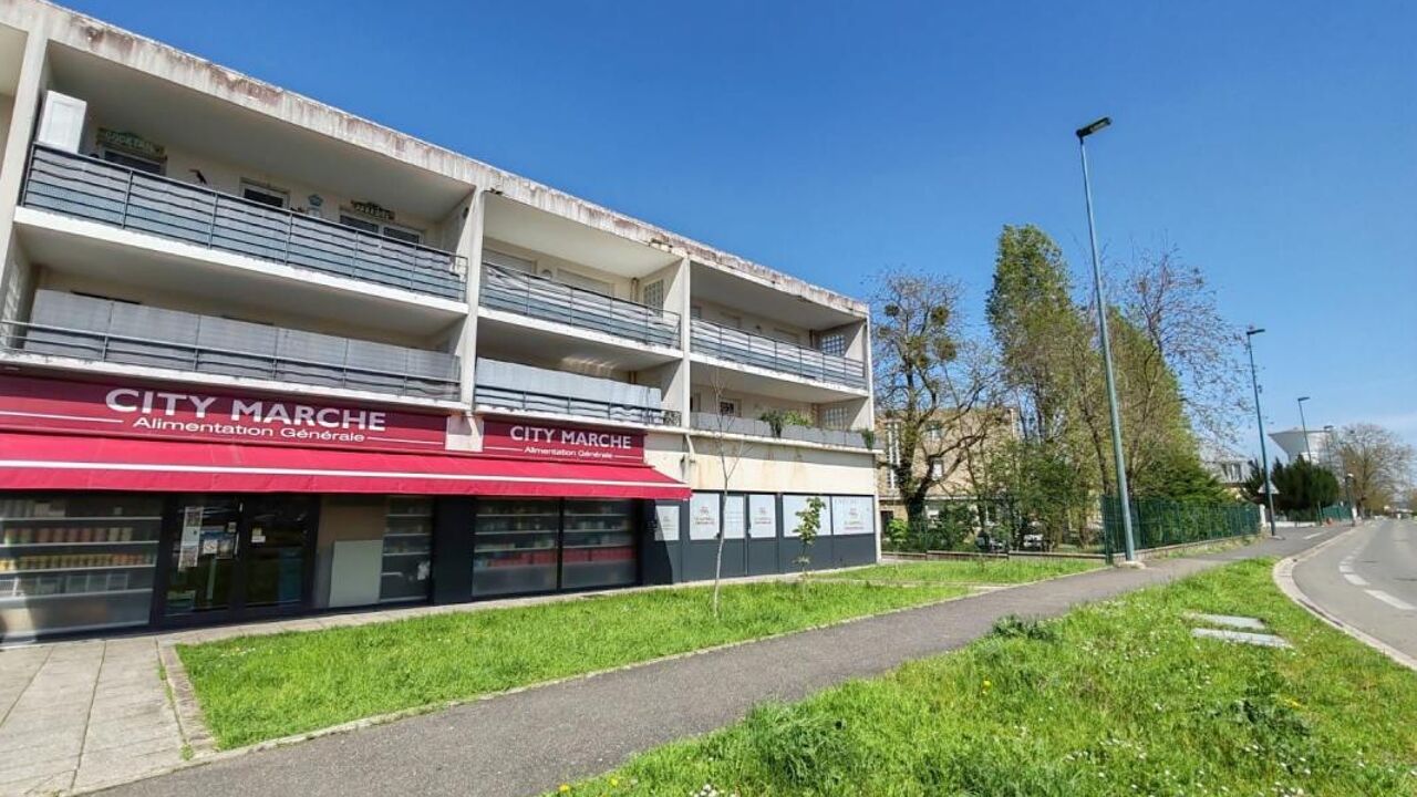 appartement 2 pièces 57 m2 à vendre à Saint-Ouen-l'Aumône (95310)