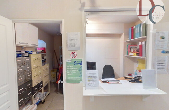 LOCAL PROFESSIONNEL CABINET MEDICAL — photo 5